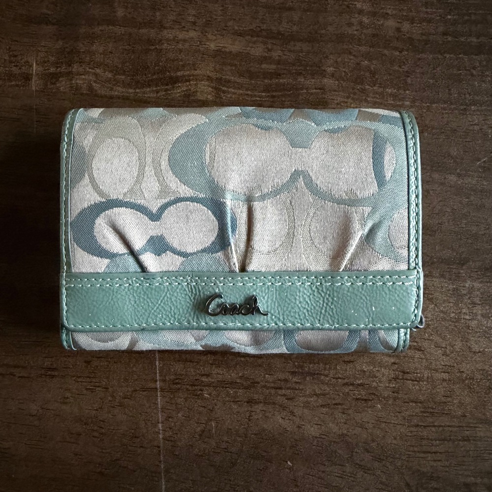 Coach Signature Jacquard Trifold Wallet Y2K Canvas Leather Pleated Small